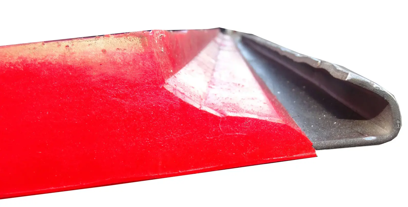 Close view of a polyurethane screen panel hook-edge profile.